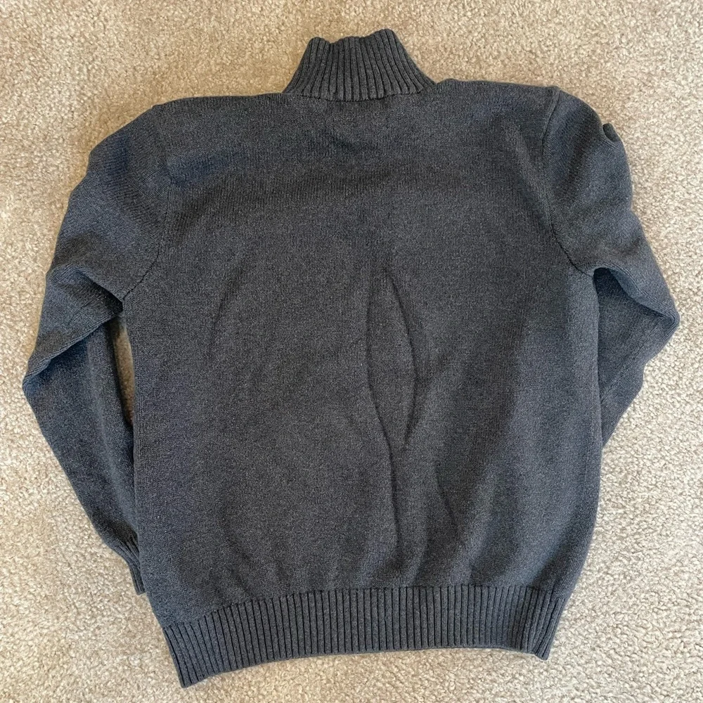 Polo sweater